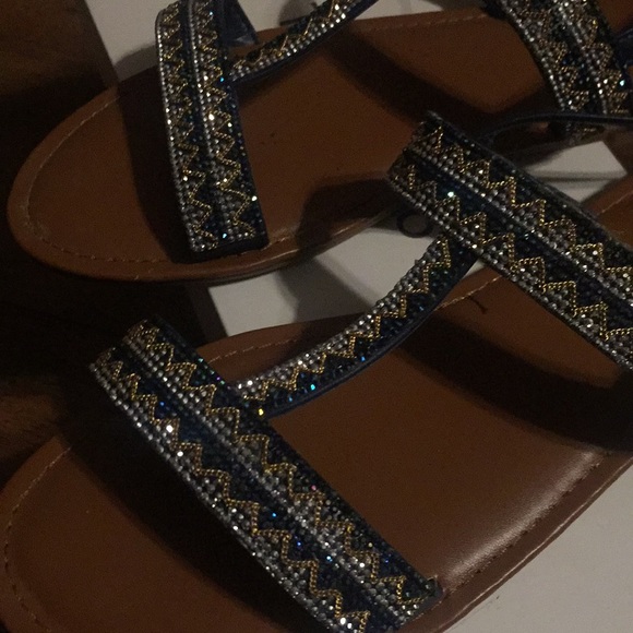 Sandals - Picture 4 of 9